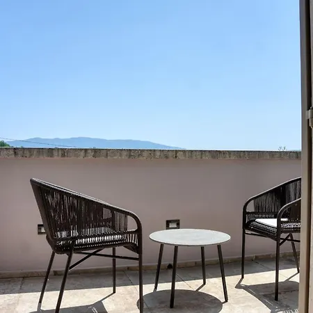 Zita U Svicima For 10 People With Jacuzzi & Sauna In Istria Pićan