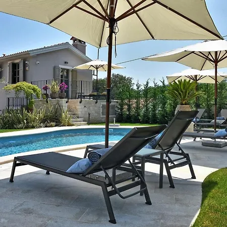 Zita U Svicima For 10 People With Jacuzzi & Sauna In Istria