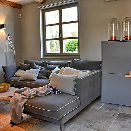 Villa Zita U Svicima For 10 People With Jacuzzi & Sauna In Istria Pican