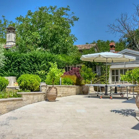 Zita U Svicima For 10 People With Jacuzzi & Sauna In Istria Вилла